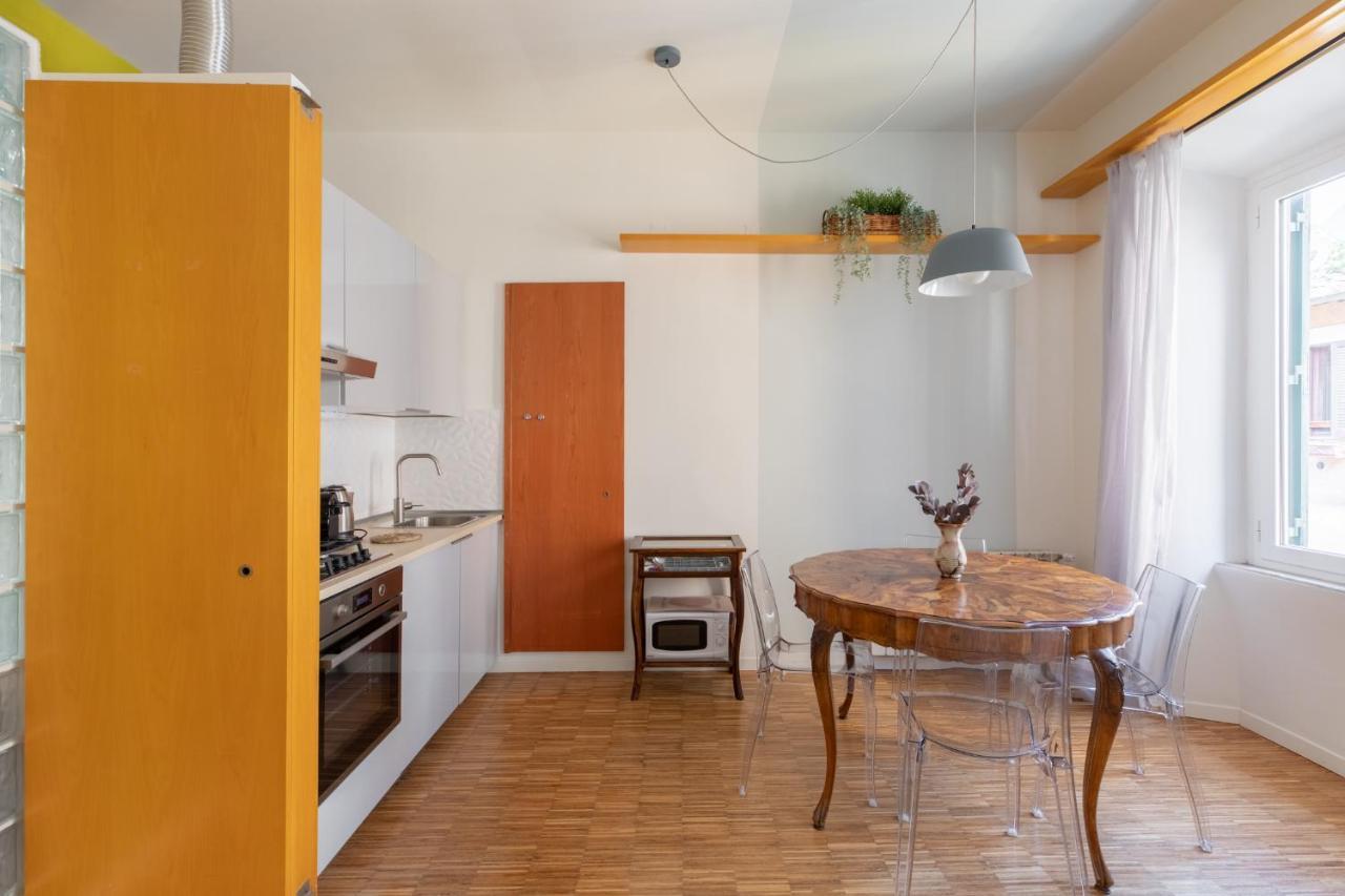 Iflat Charming Apartment In Trastevere Рим Экстерьер фото
